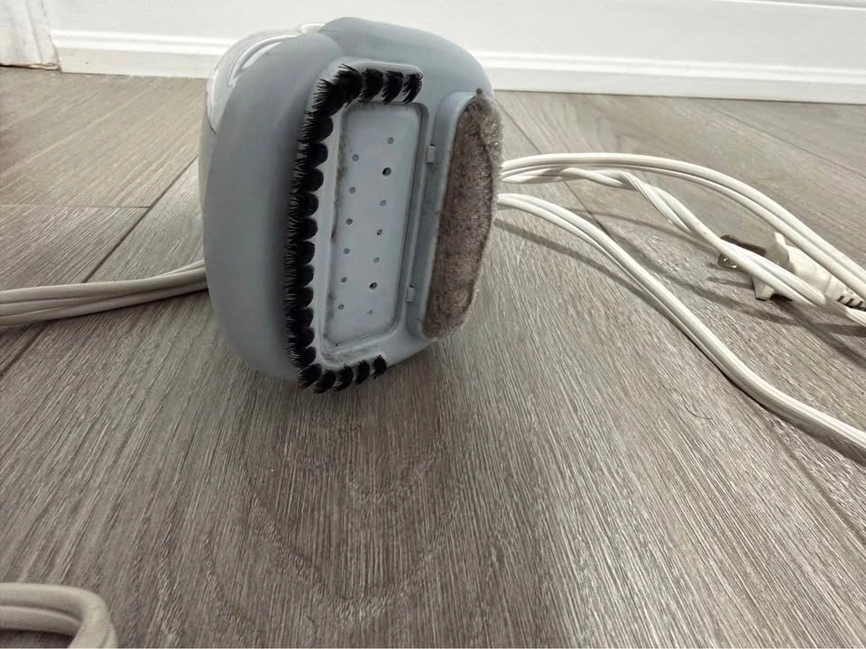 Conair steam iron - photo 2