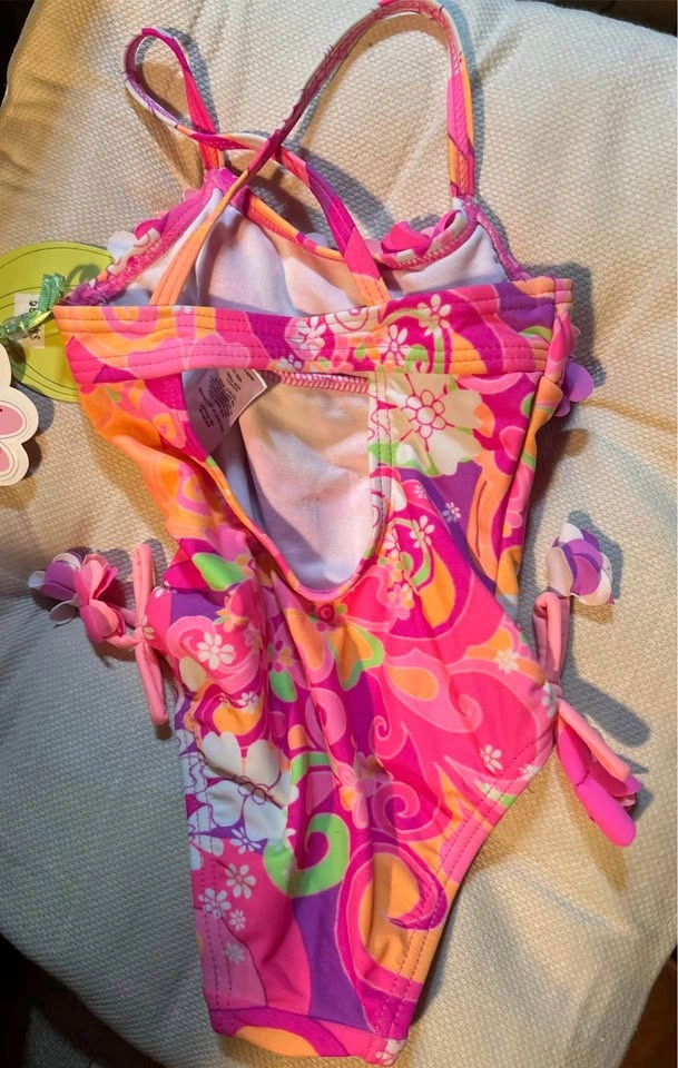 Toddler swimsuit (2T) - photo 2