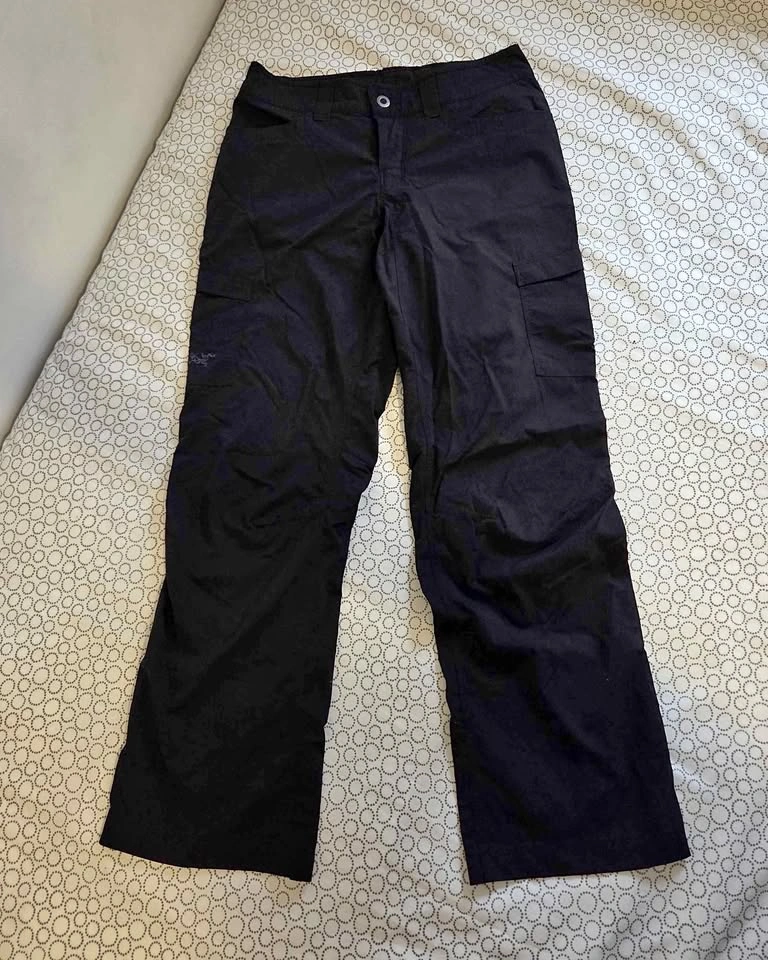 Arc'teryx Women's Pants – Small / Size 4