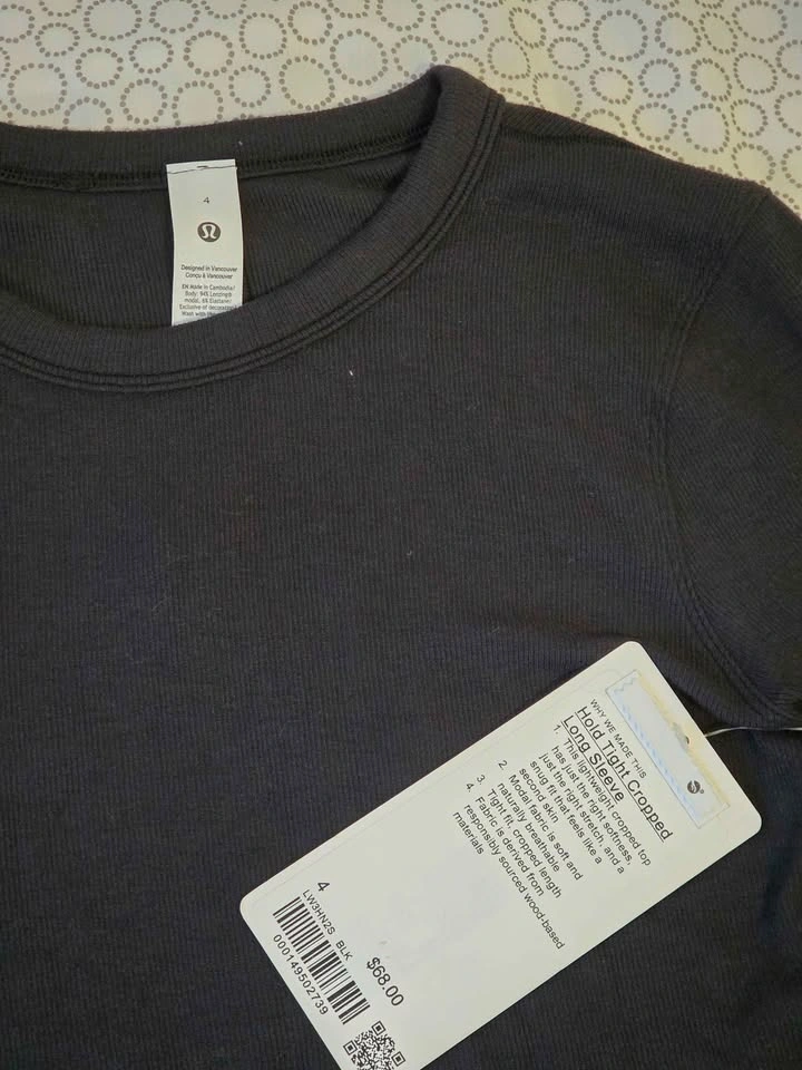 Lululemon Hold Tight Cropped Long Sleeve – Size 4, Black - photo 2