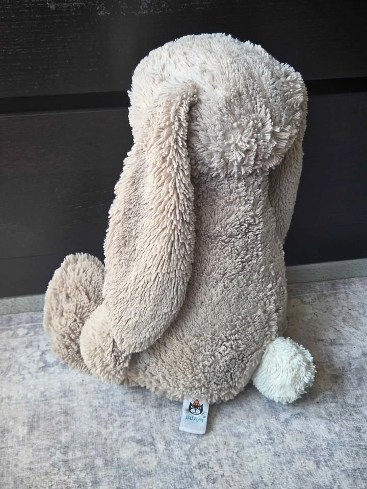 Authentic Jellycat Bashful Bunny 🐰 - photo 2