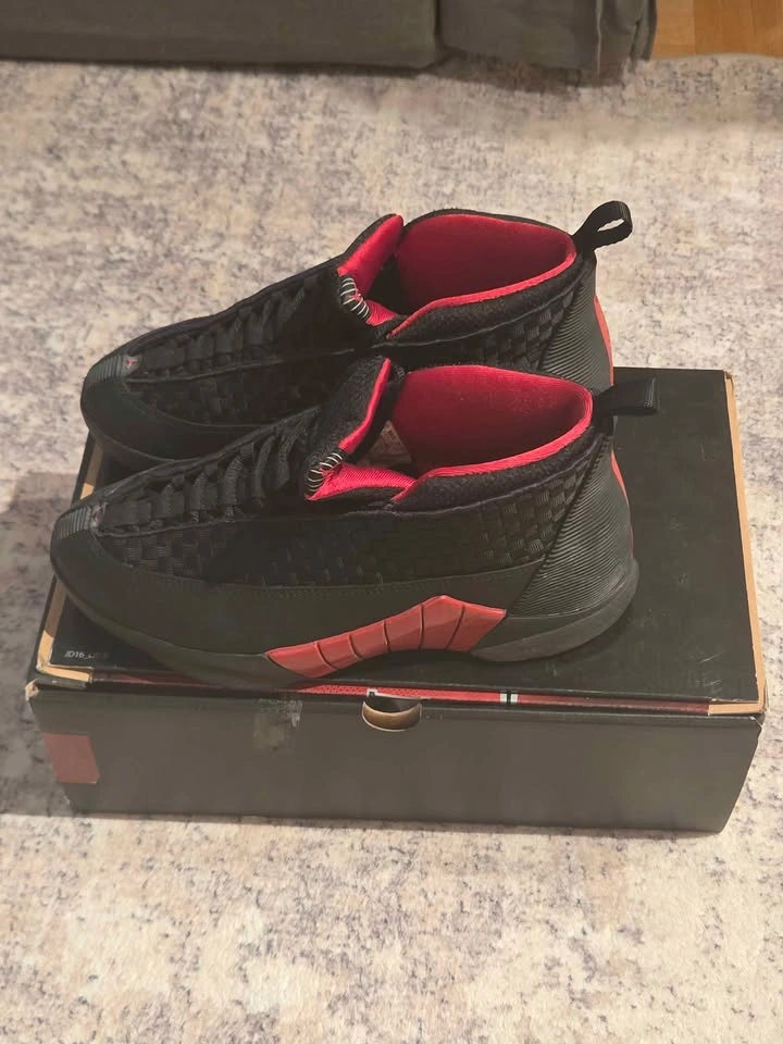 Air Jordan 15 Retro Black/Red - photo 3