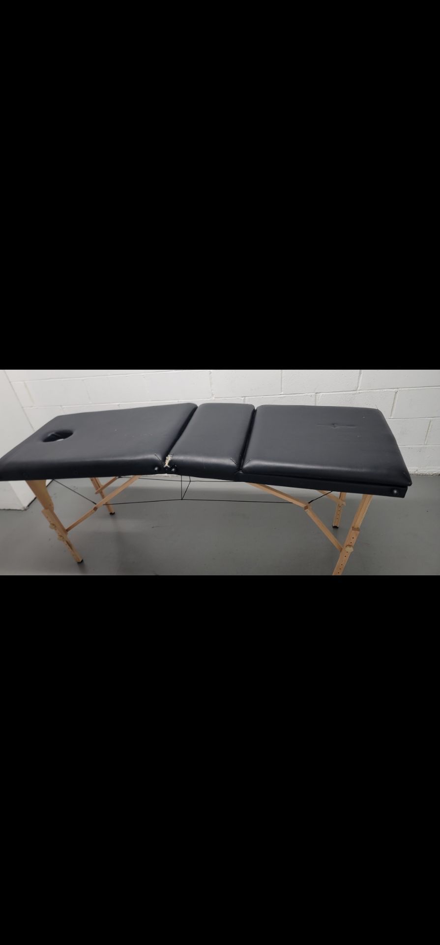 Saloniture Professional Portable Massage Table - Black - photo 5