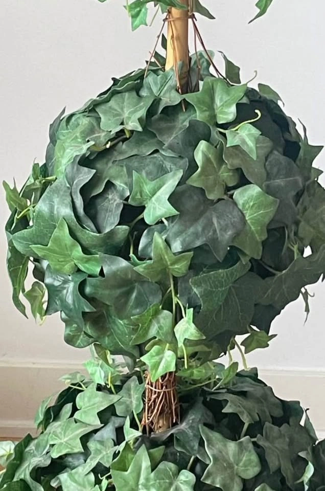 Artificial 3-Tier 4 ft Ivy Topiary Tree - photo 3