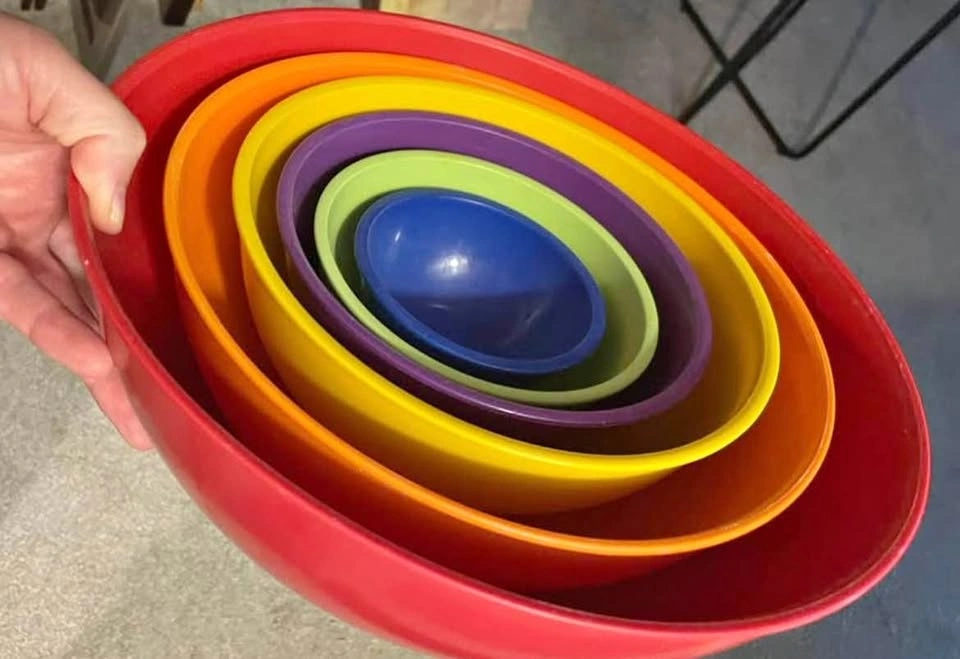 Nesting Mixing Bowls Set of 6