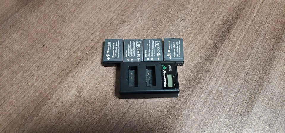 Canon M50 camera with extra Lens and Powerextra LP-E12 Battery C - photo 3