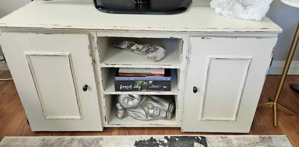 Vintage Solid Wood TV Stand/Cabinet