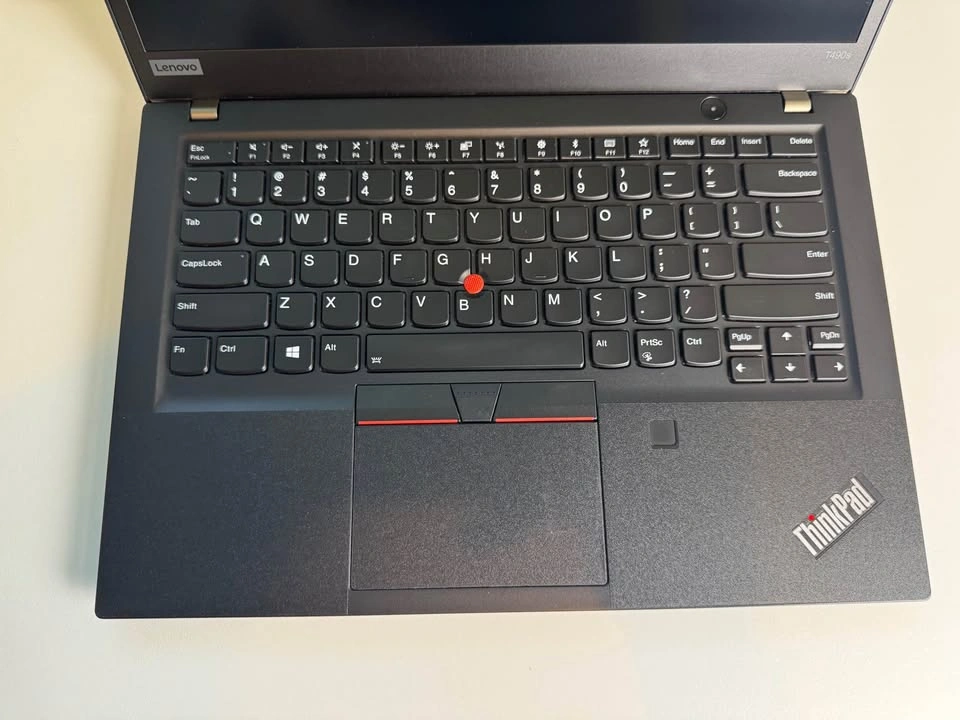 Lenovo ThinkPad T490s - photo 4