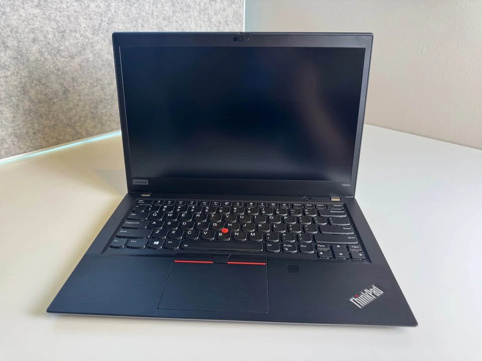 Lenovo ThinkPad T490s - photo 5