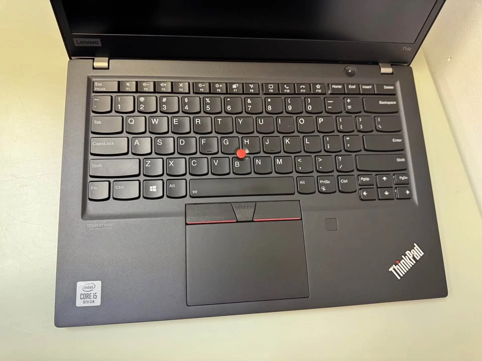 Lenovo ThinkPad T14s Gen1 - photo 4