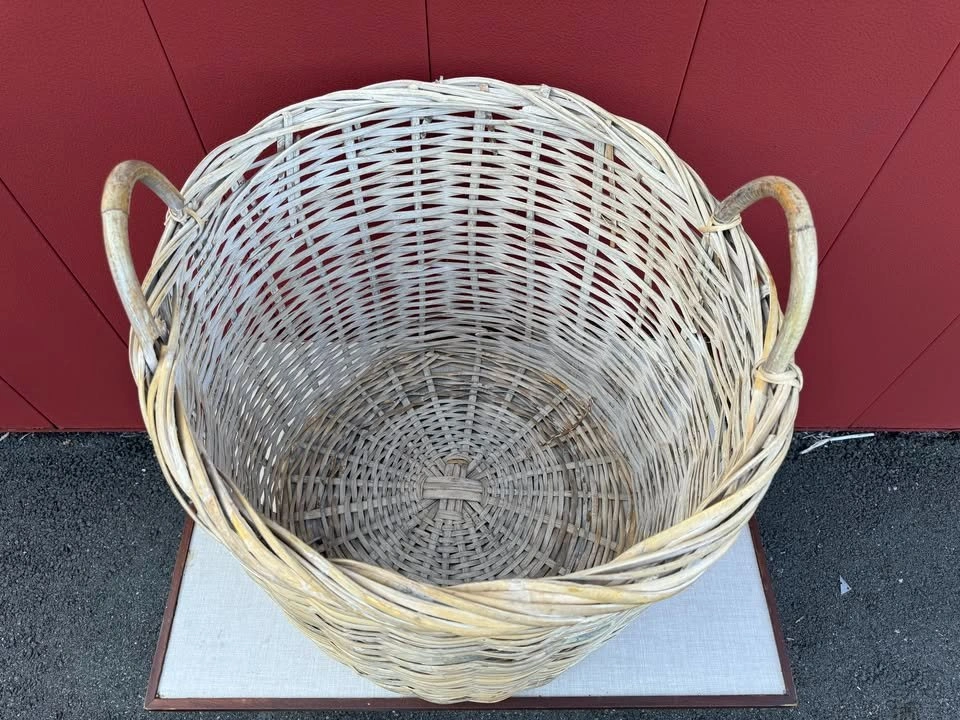 Large White Woven Rattan Basket - photo 2