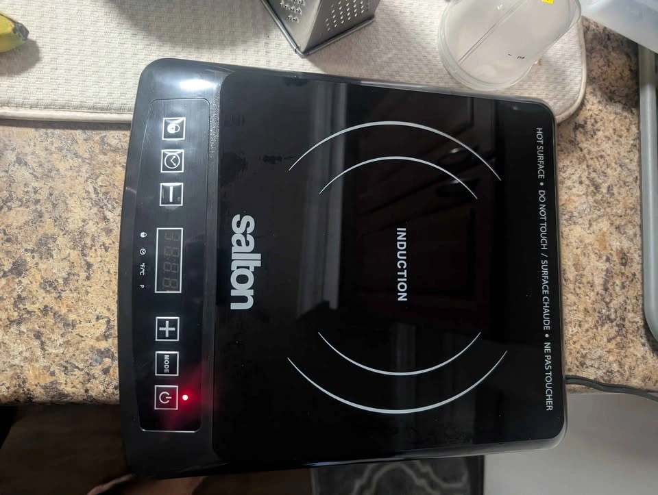 Salton Portable Induction Cooktop - photo 2