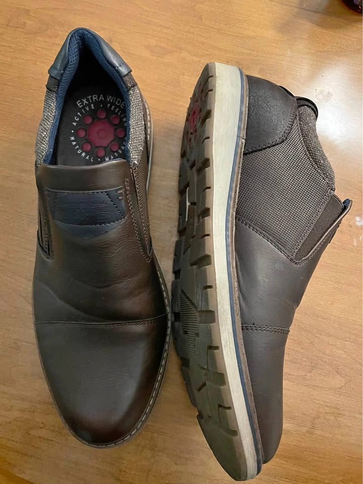 Size 11 US Men’s - Rieker Extra Wide Slip-On Shoes