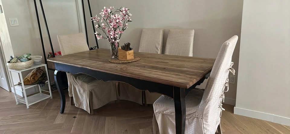 Wooden table with four dining chairs (including the chair covers - photo 2