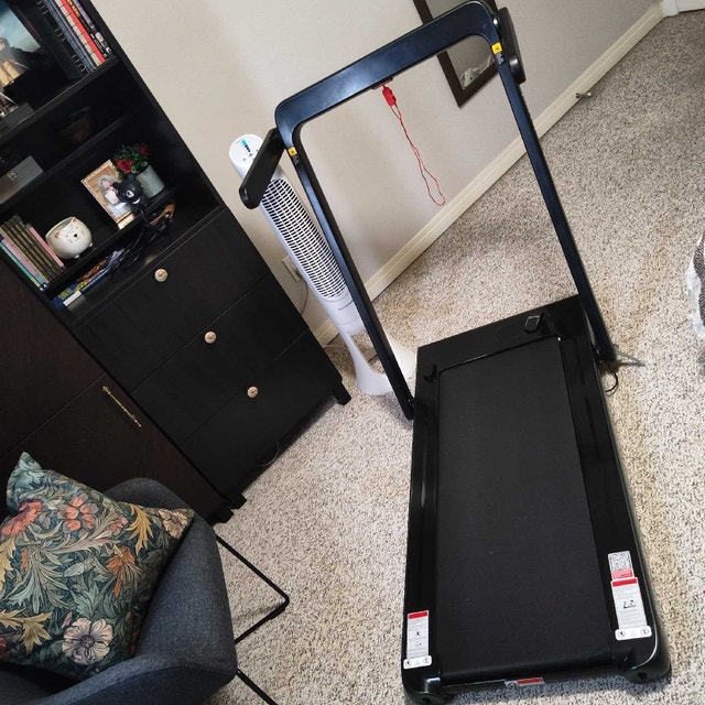 SuperFit foldable treadmill - photo 2