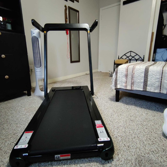 SuperFit foldable treadmill - photo 3