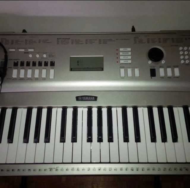 Yamaha YPG-235 / DGX-230 Portable Digital Piano Keyboard - photo 2