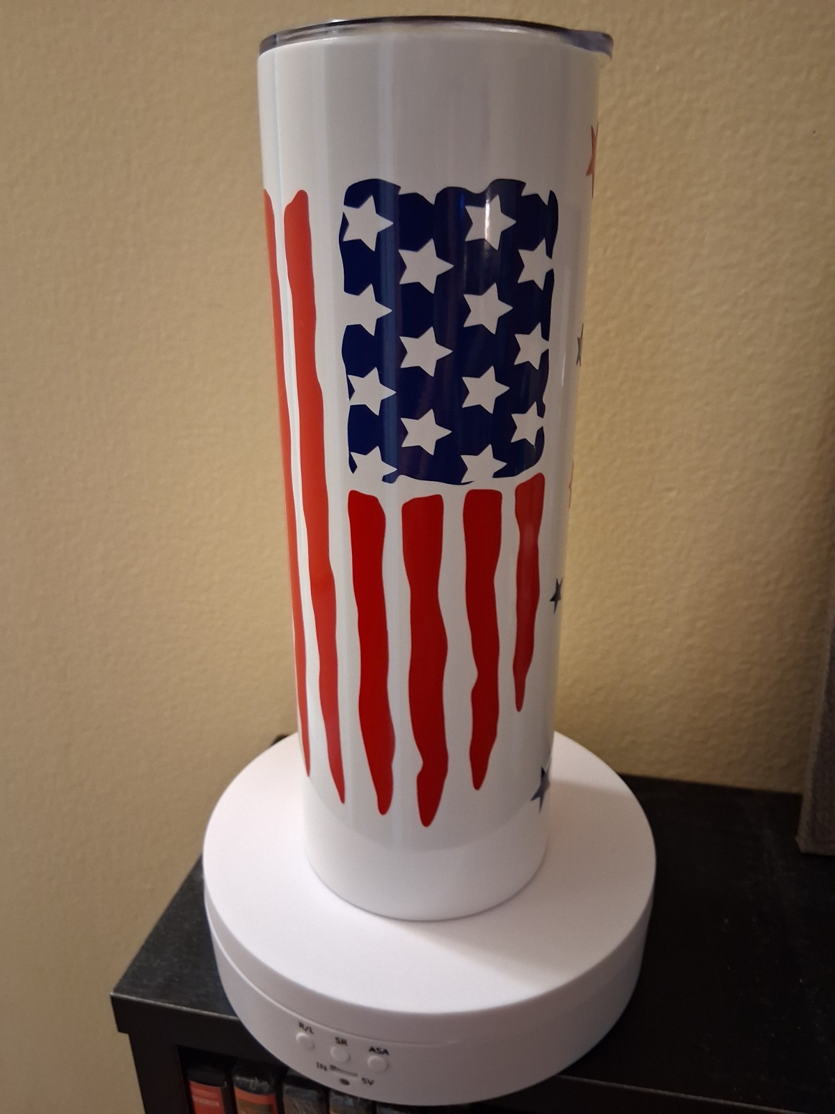 HOGG 20 oz Skinny Edge Tumbler w/ Drink-Through Lid, Stars Patri