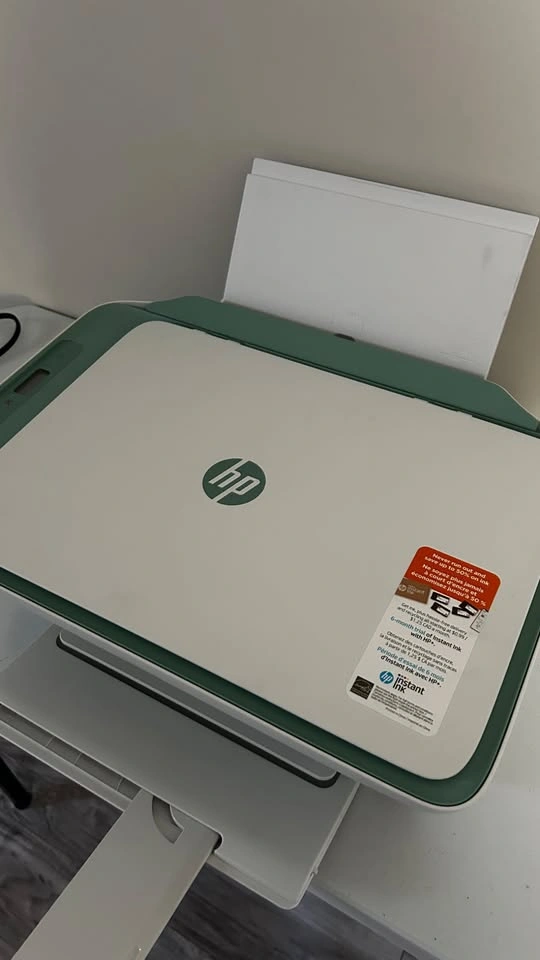 HP DeskJet 2742e Wireless All-in-One Printer - photo 2