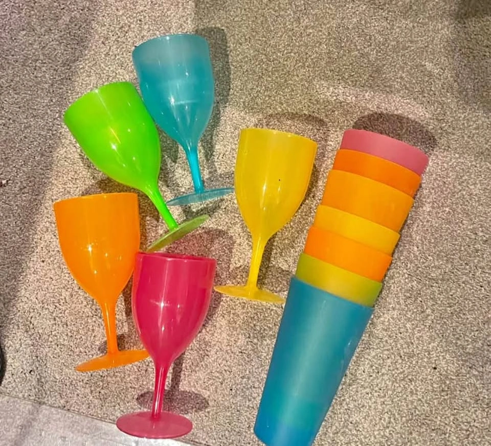 Colorful Plastic Wine Glasses and Tumblers Set