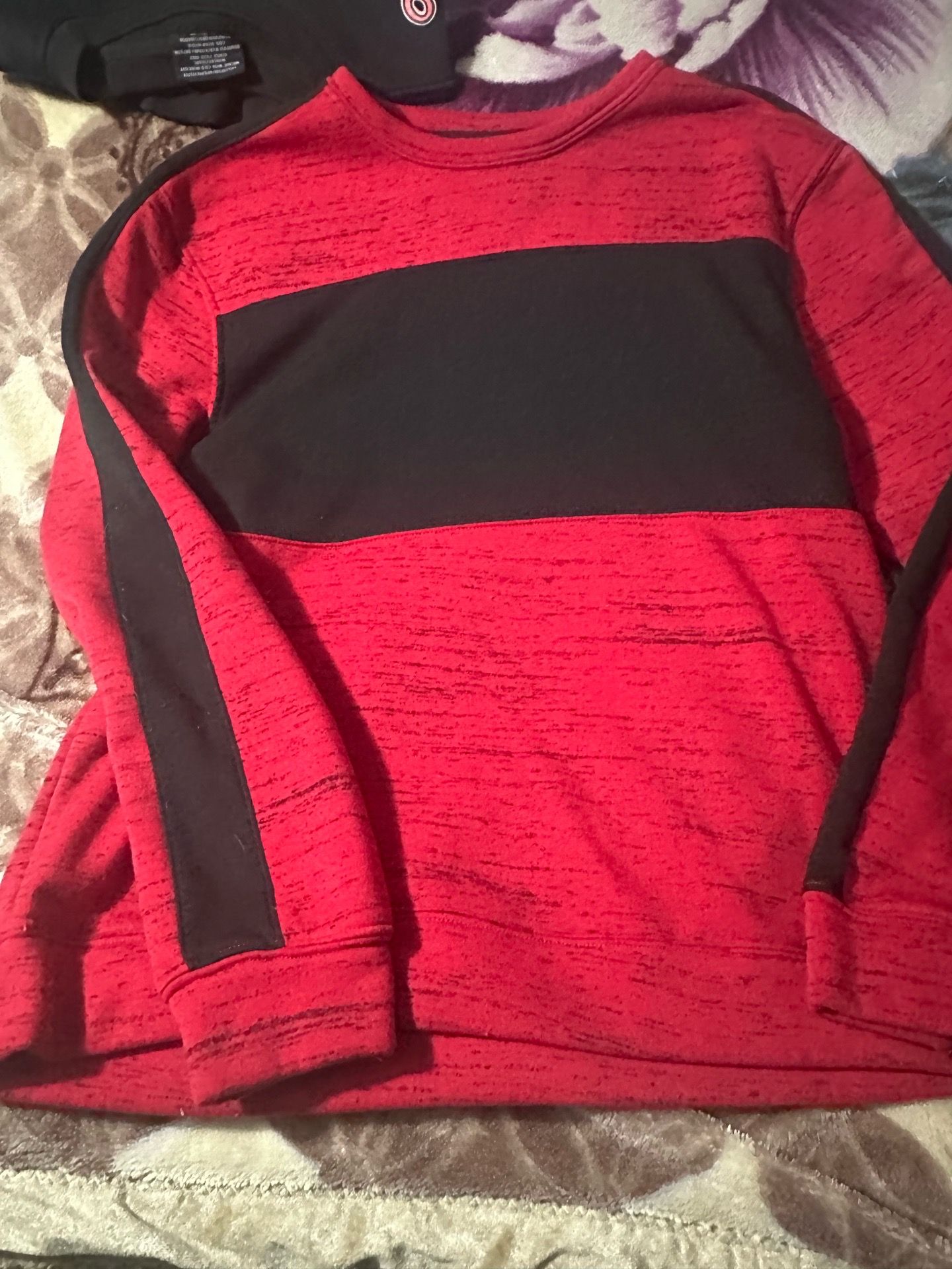Reason red sweatshirt - photo 5