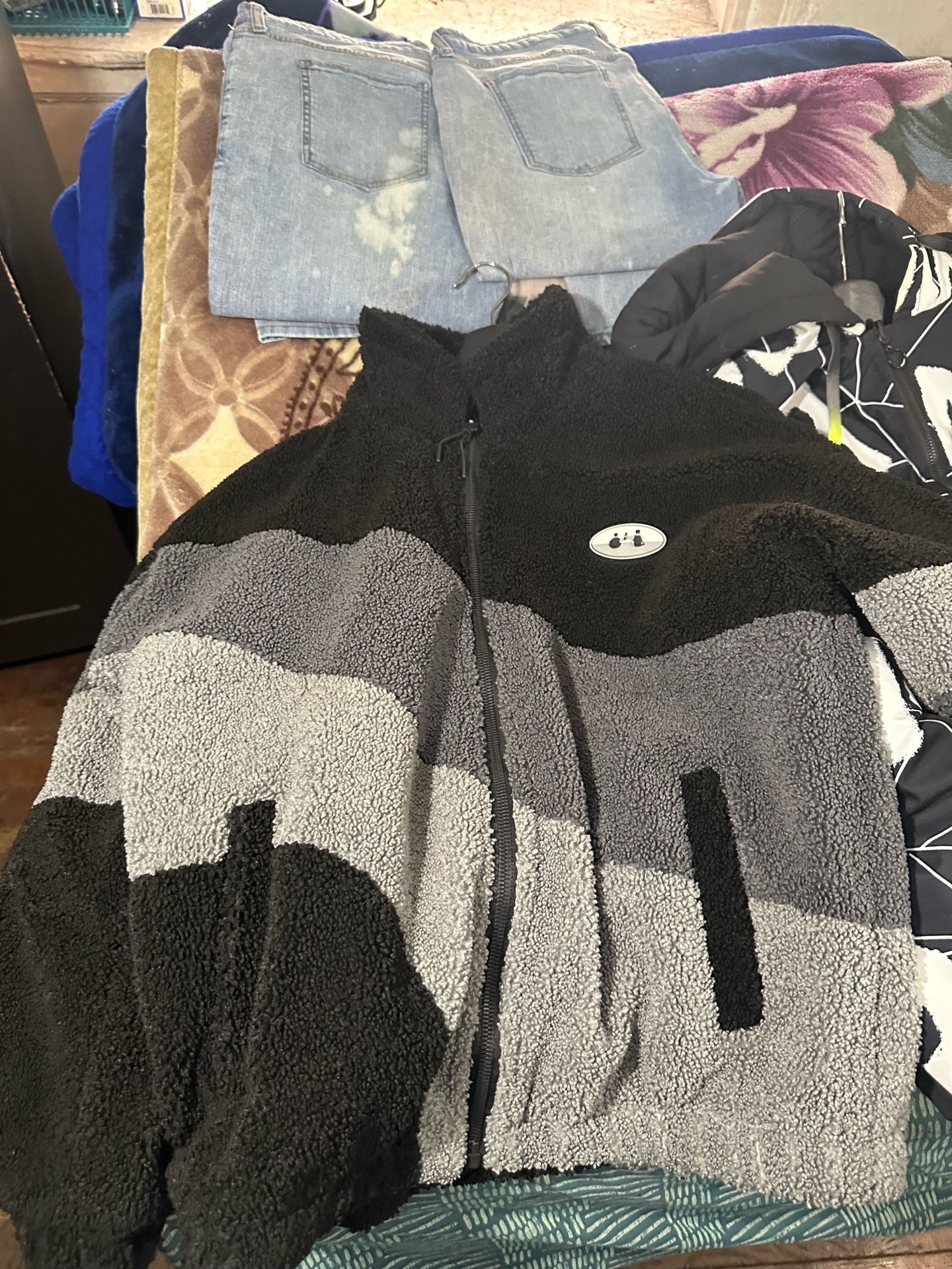 Fleece and Spider Coat Bundle - photo 3