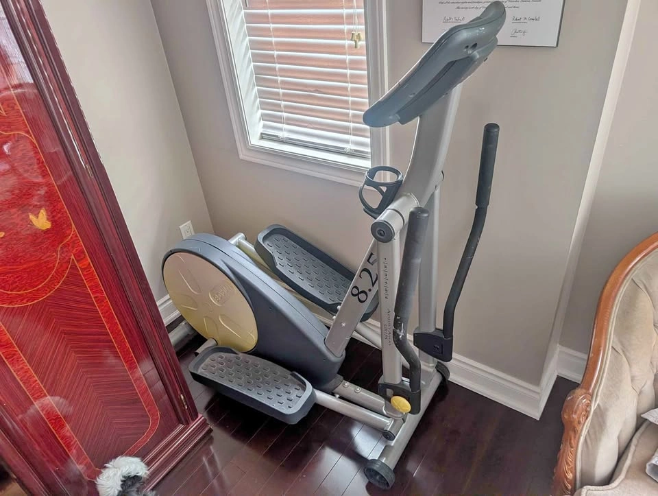 Elliptical Trainer – Great Condition!