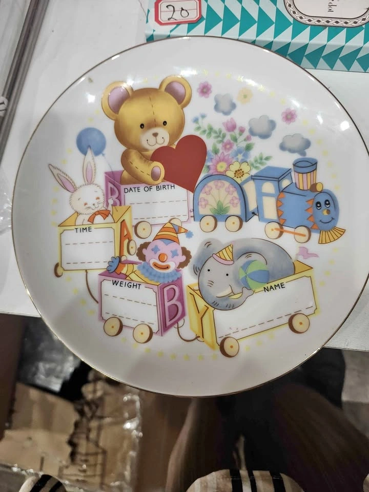 Cute Baby Birth Plate Keepsake w/ Animals