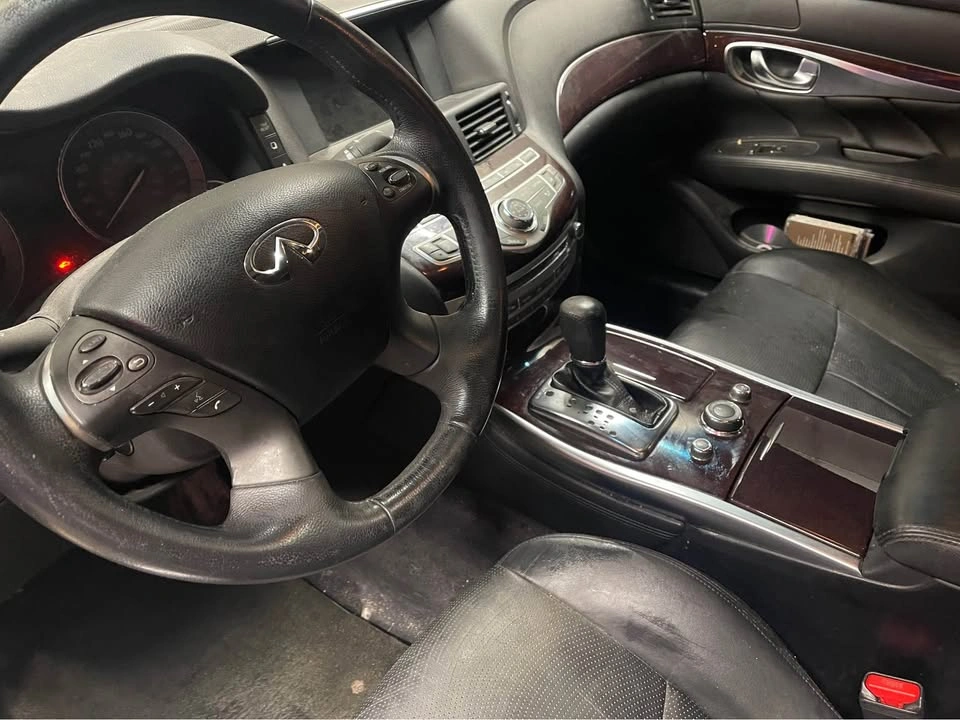 2011 Infiniti m37x - photo 5
