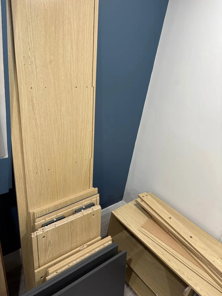 Modern C-Shaped Upto 65" TV Stand with Storage ⚽ - photo 4