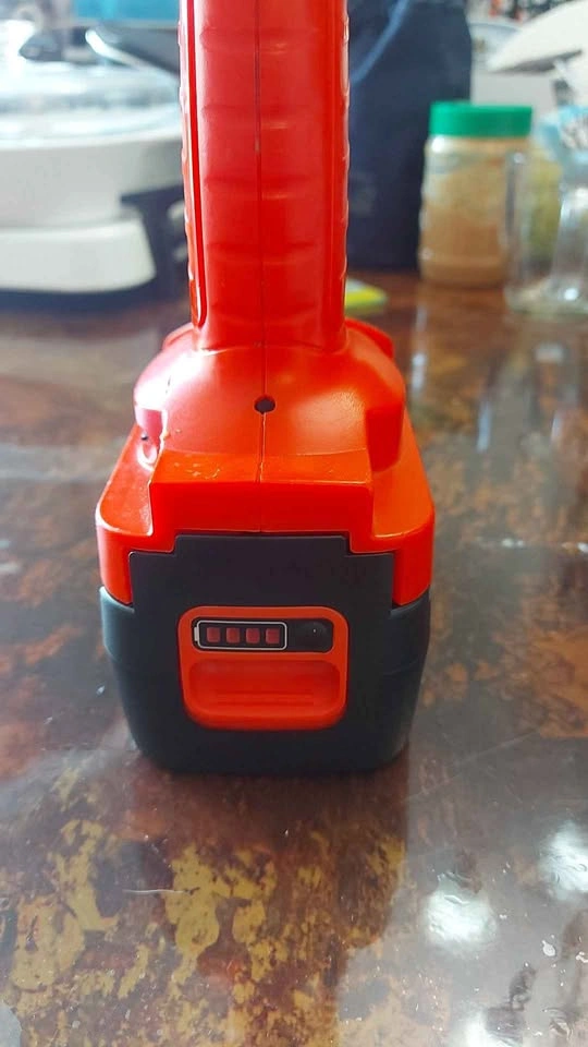 Drill with new 18v 6.5Ah lithium batterry - photo 4