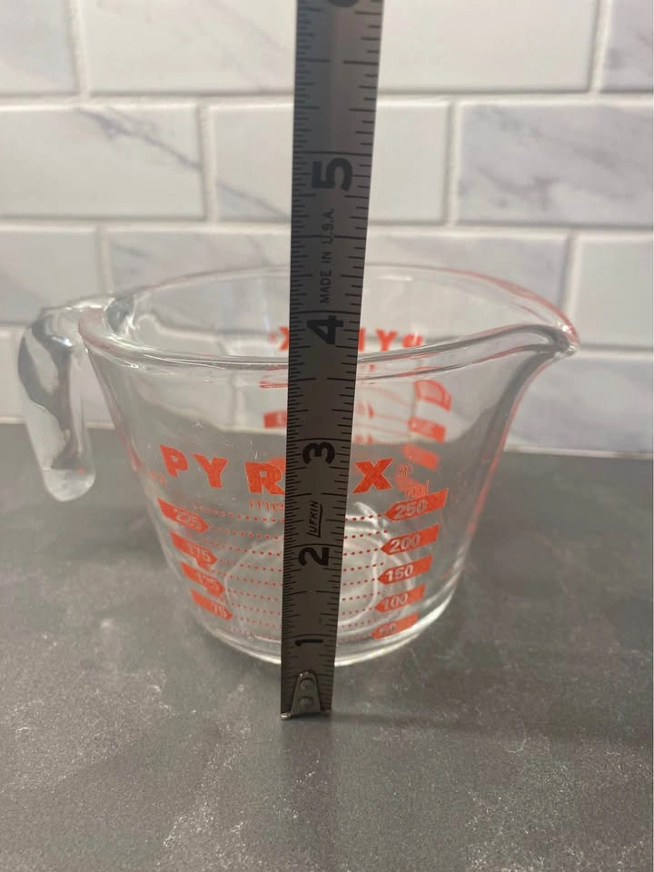 Vintage PYREX glass 1 cup measuring cup - photo 3