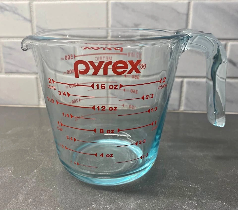 Pyrex: 2 Cup Glass Measuring Cup - (early 2000s)