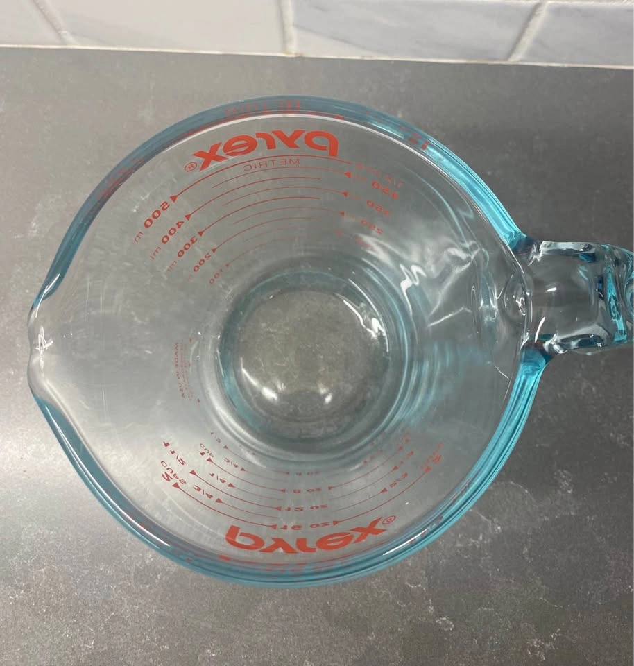 Pyrex: 2 Cup Glass Measuring Cup - (early 2000s) - photo 2