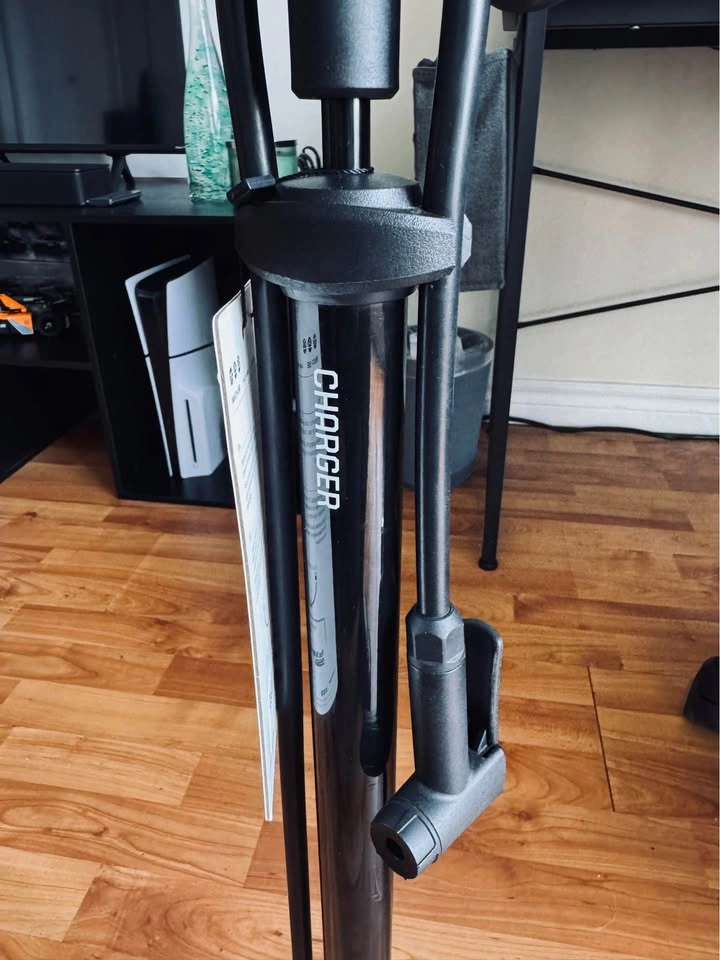 Bontrager Charger Floor Pump - photo 4