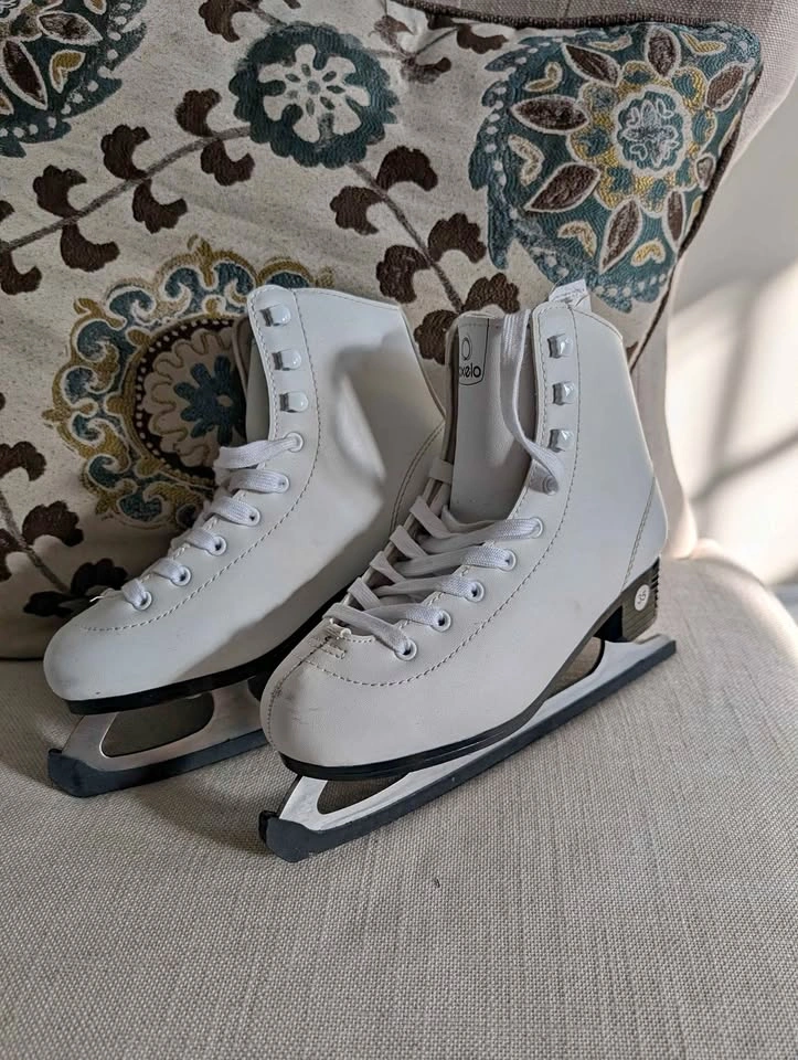 Women's skates EU size 35