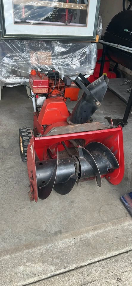 Toro Snow Blower Machine - Electric Starter - photo 2