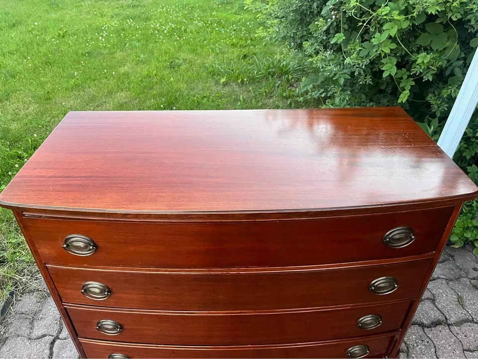 Vintage Peppler’s Solid Wood Bow Front Dresser – Mahogany Finish - photo 4