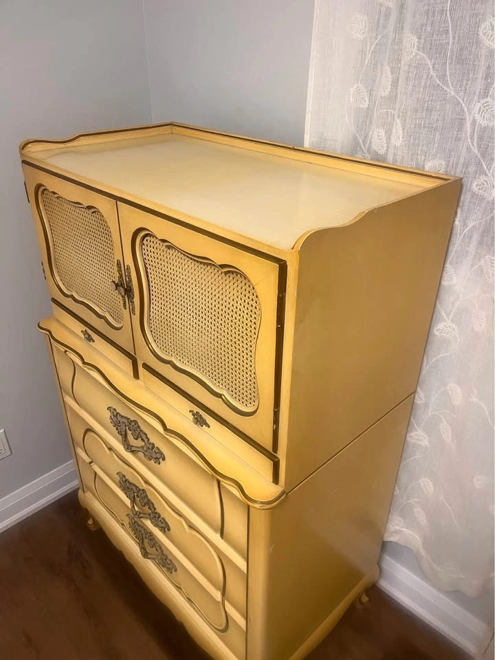 Vintage French Provincial Cane Door Accent Cabinet / Dresser - photo 4