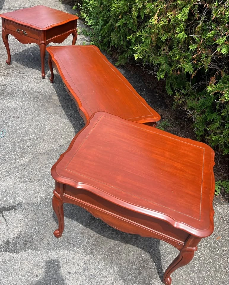 3-Piece French Provincial Coffee & End Table Set - photo 4