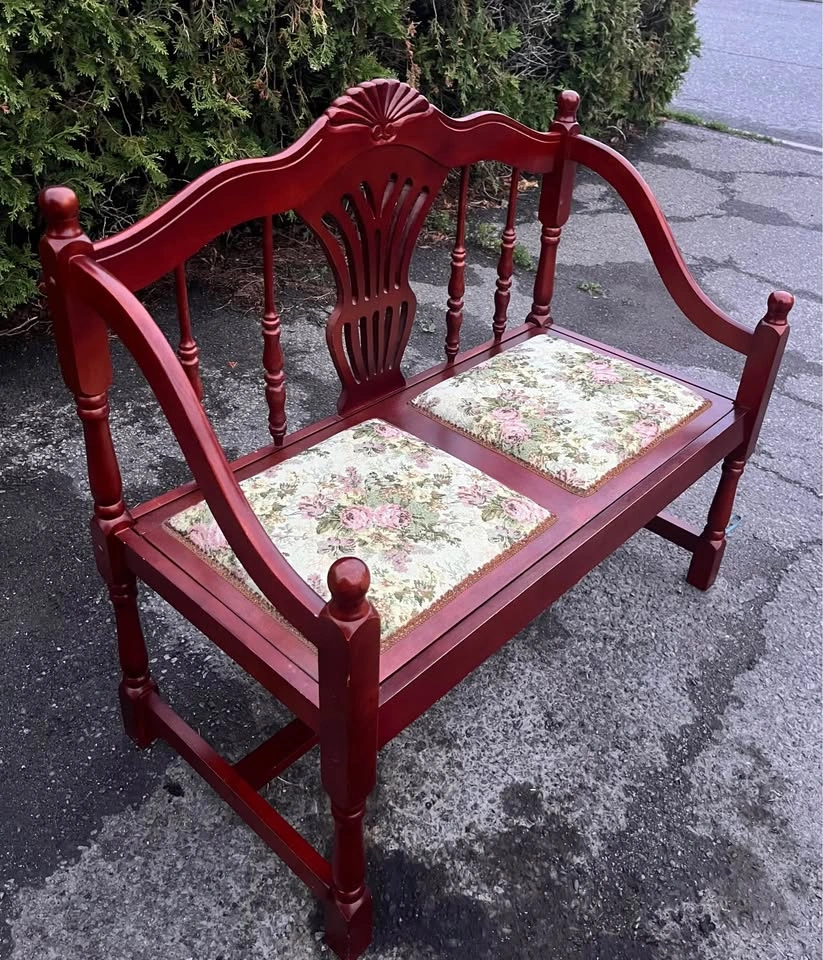 Solid Wood Traditional Entryway Bench | Cherry Finish - photo 3