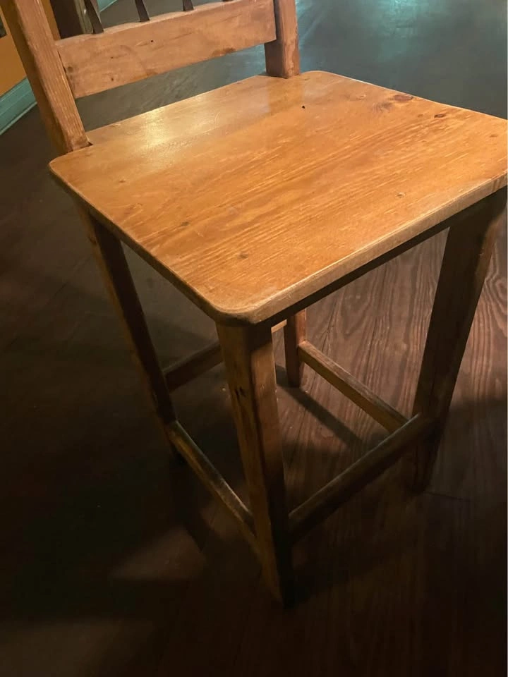 MISSION STYLE BAR/HIGH TOP CHAIRS. 49"H x 19"W x 19.5"D. - photo 4