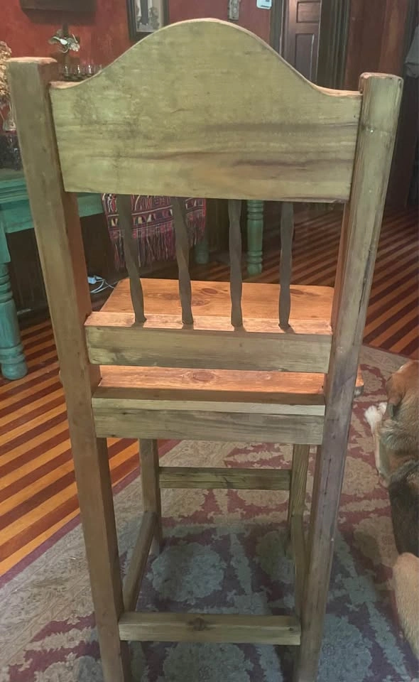 MISSION STYLE BAR/HIGH TOP CHAIRS. 49"H x 19"W x 19.5"D. - photo 5