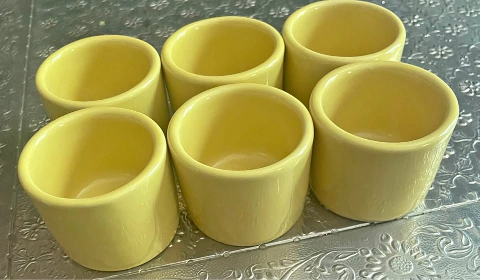 CHARMING YELLOW 2oz CERAMIC RAMEKINS - BRAND NEW SET OF 6