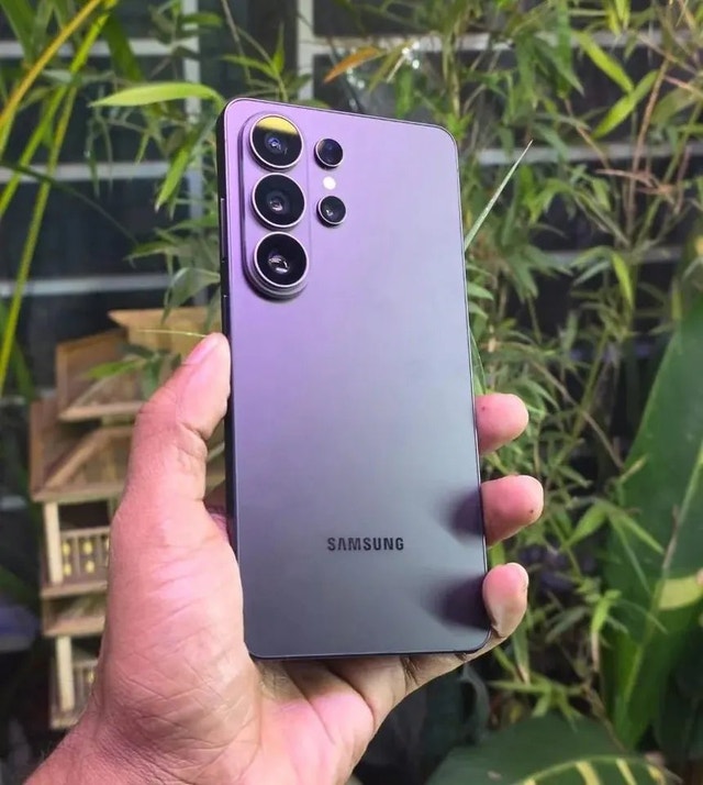 Samsung S26 Ultra 256gb Violet w/ Case & Screen Protector