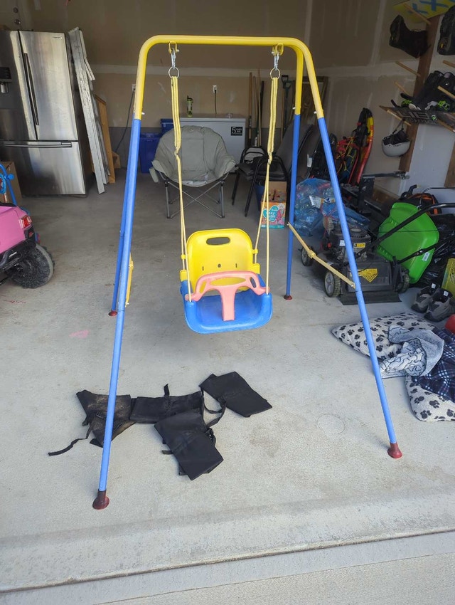Little Tikes Toddler Swing Set