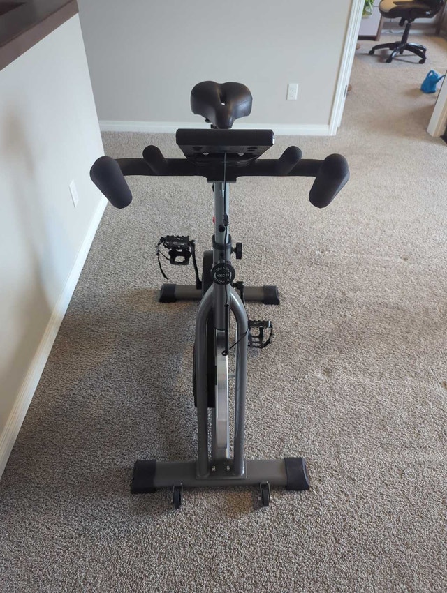 Mevem Exercise Bike - photo 2