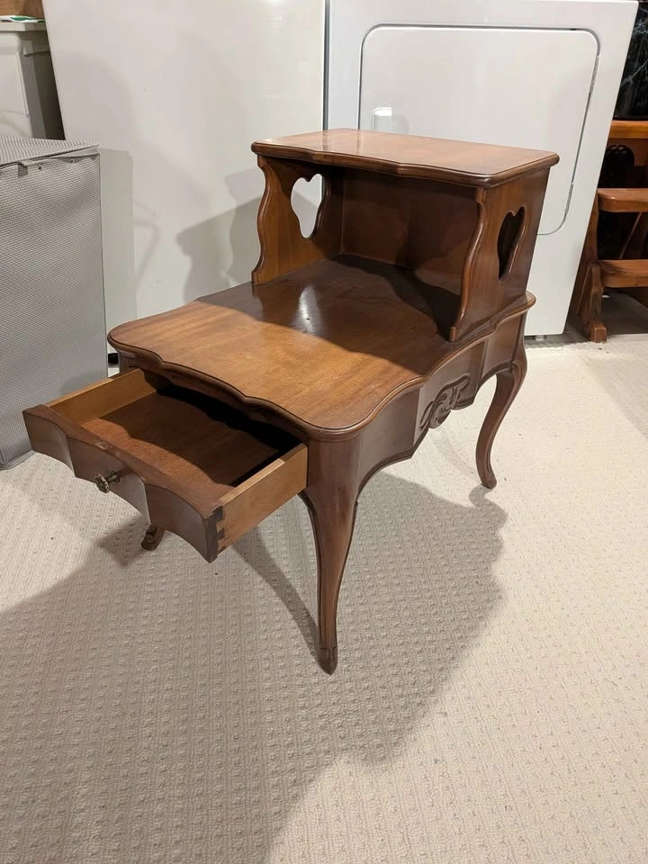 Vintage Two Tier End Table - photo 2