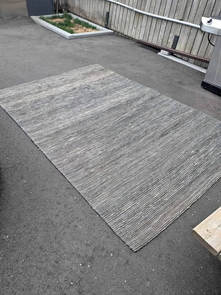 Structube Blair 6x9ft gray white striped rug