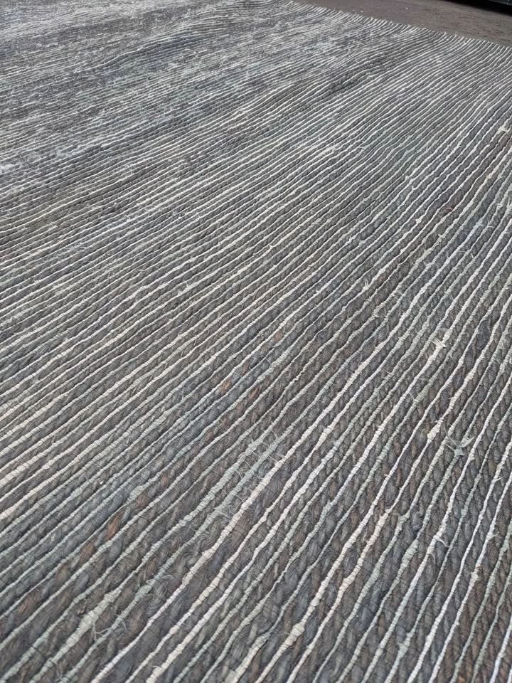 Structube Blair 6x9ft gray white striped rug - photo 2